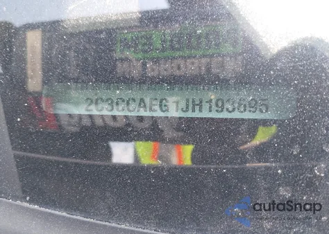 2018 Chrysler 300 Limited из США, поврежденный, VIN 2C3CCAEG1JH193695